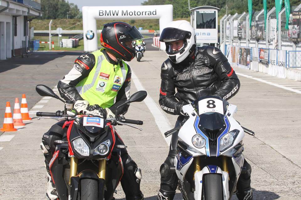 superbike school